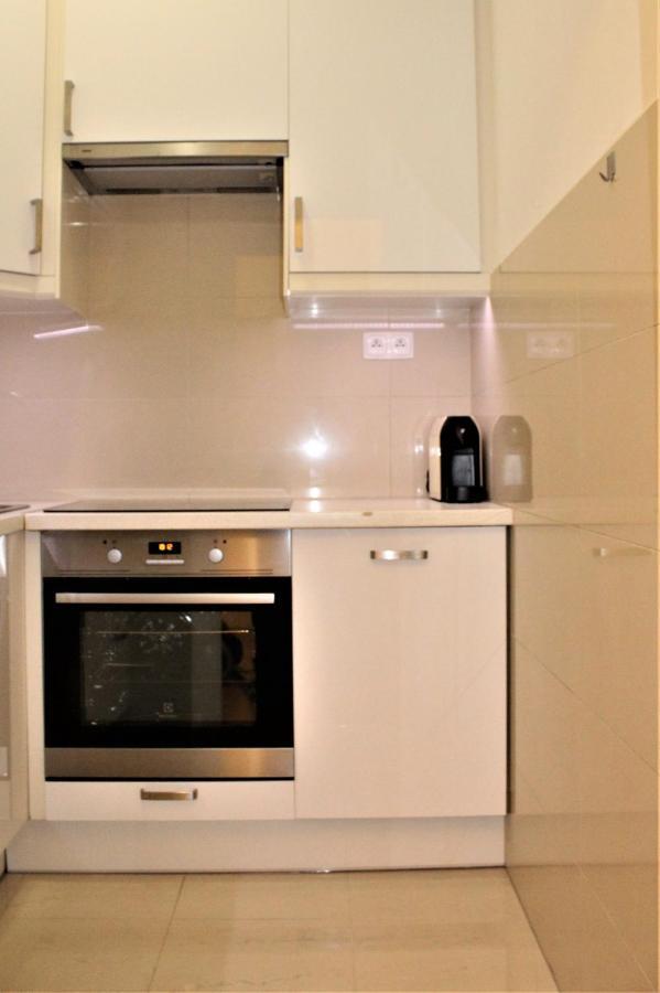 Luster I Obrazow Apartment *