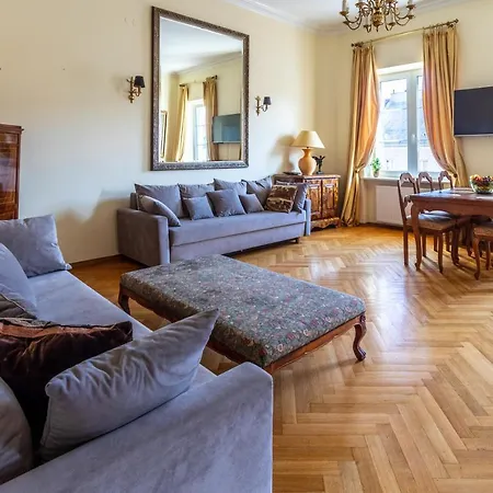 Apartament Luster I Obrazow Warsaw Exterior photo